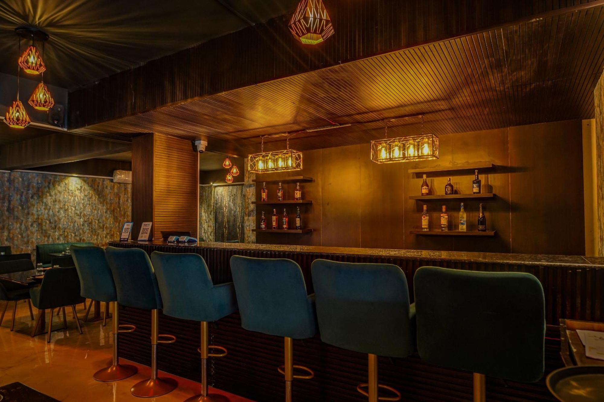 The Emerald Inn バンガロール エクステリア 写真